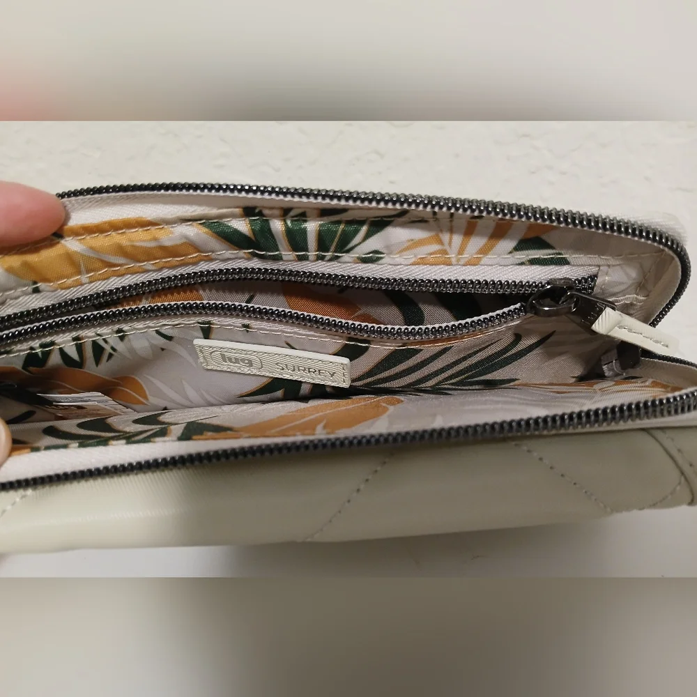 Lug Surrey‎ Cream Wallet